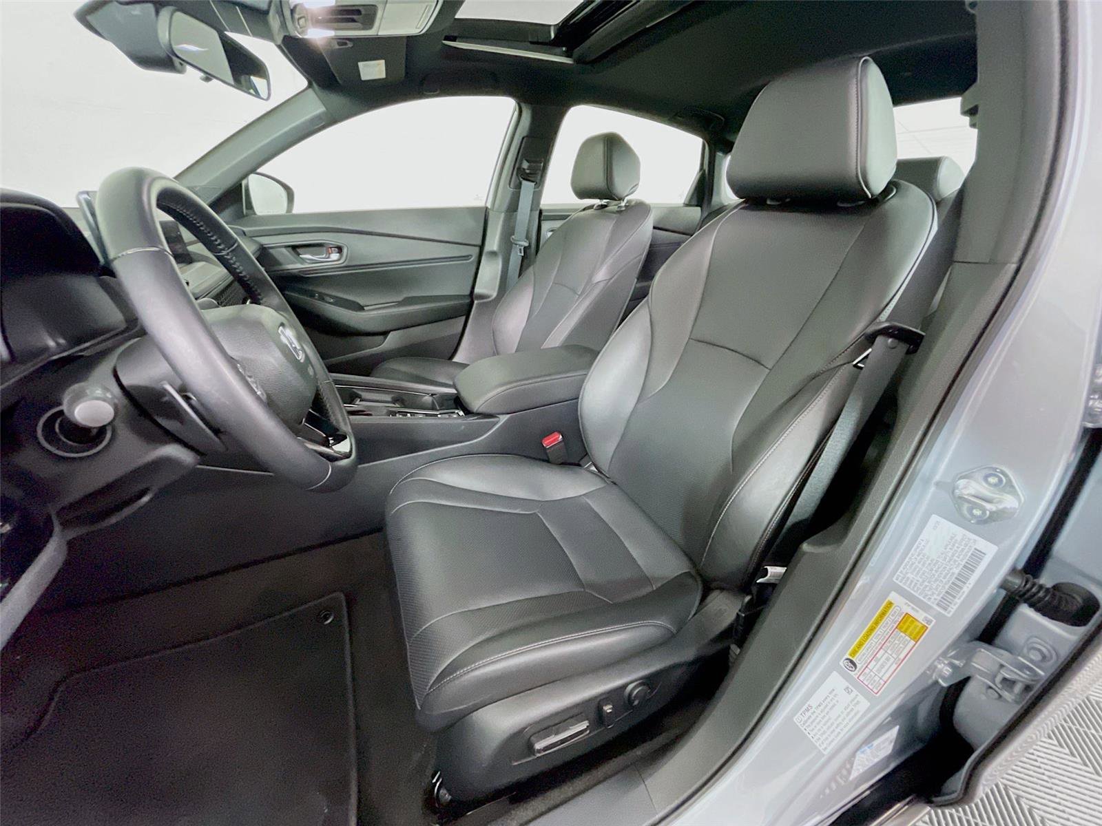 Used 2025 Honda Accord Sport image 25