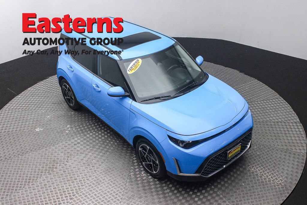Used 2023 Kia Soul EX FWD image 3