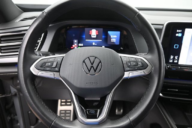 Used 2024 Volkswagen Atlas Cross Sport SEL Premium R-Line AWD/4WD image 25
