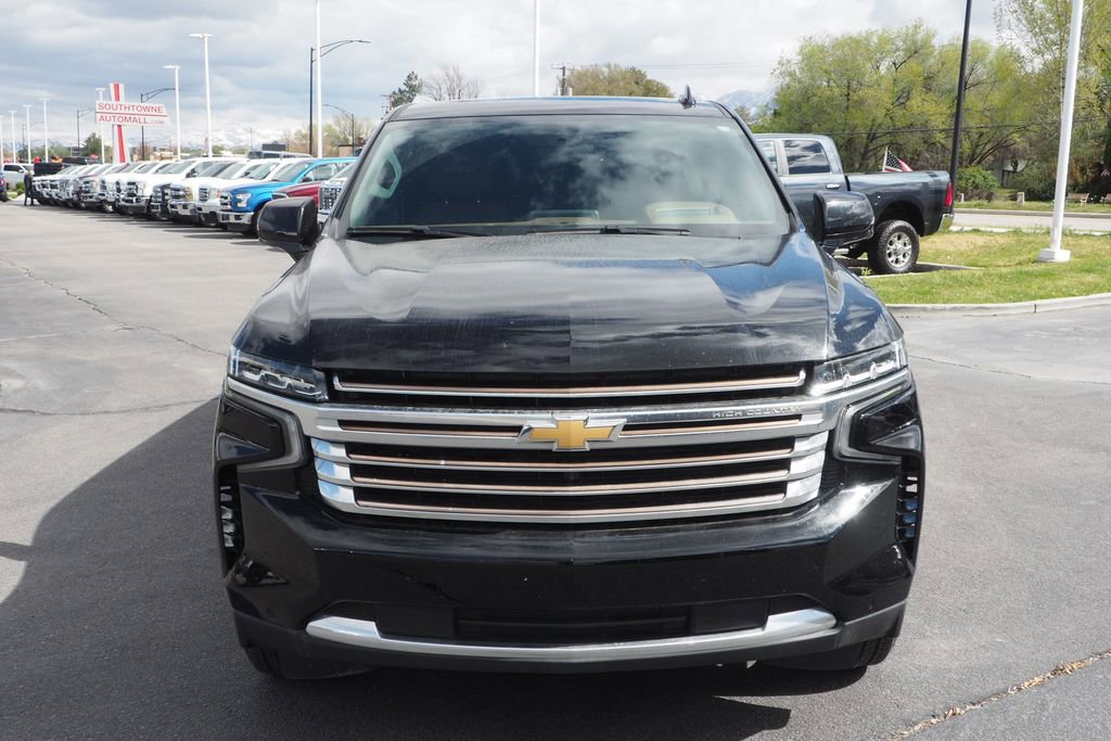 Used 2022 Chevrolet Suburban High Country w/ Premium Package 2 image 2