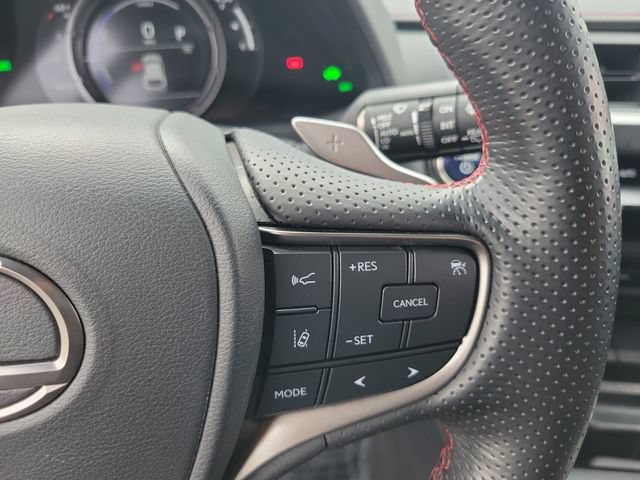 Used 2019 Lexus UX 250h F Sport w/ F Sport Premium Package AWD/4WD image 4