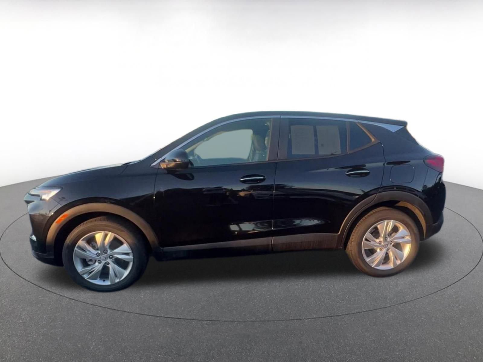 Used 2025 Buick Encore GX Preferred image 9