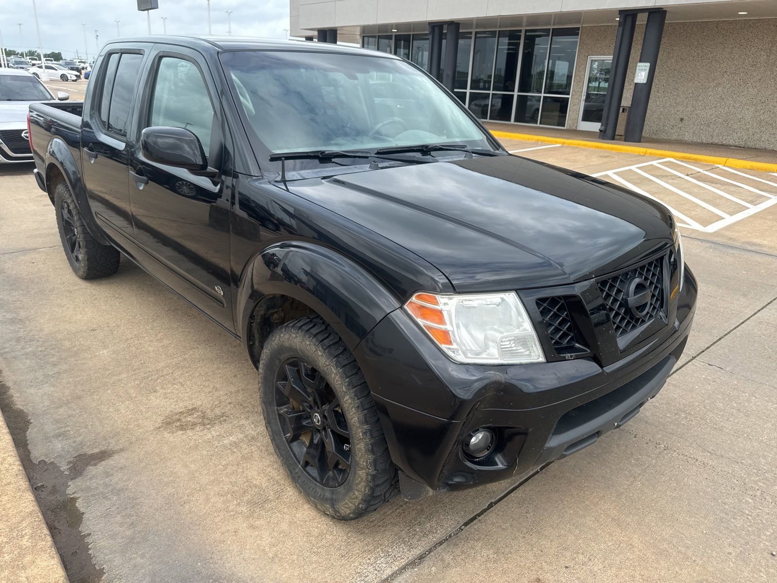 Used 2019 Nissan Frontier SV w/ Value Truck Package AWD/4WD image 7