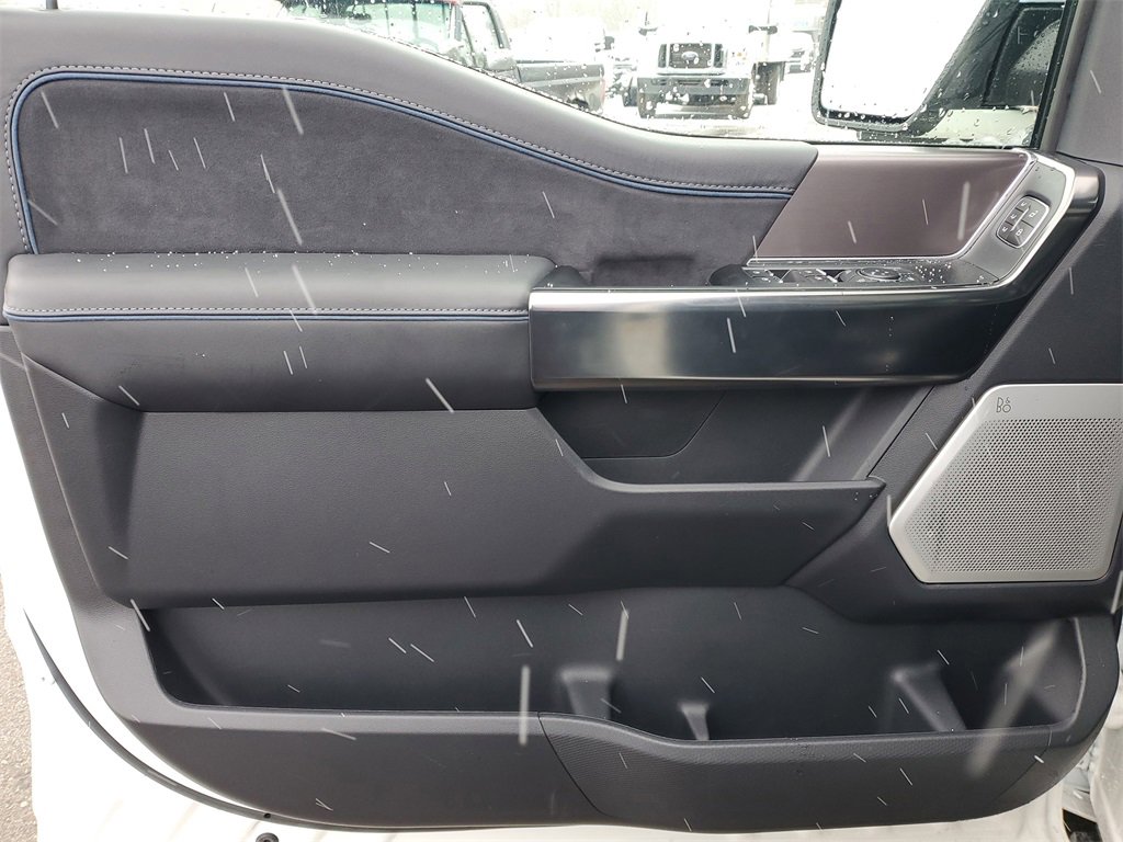 New 2025 Ford F150 Platinum w/ Equipment Group 702A High image 26