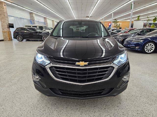 Used 2019 Chevrolet Equinox LT FWD image 2
