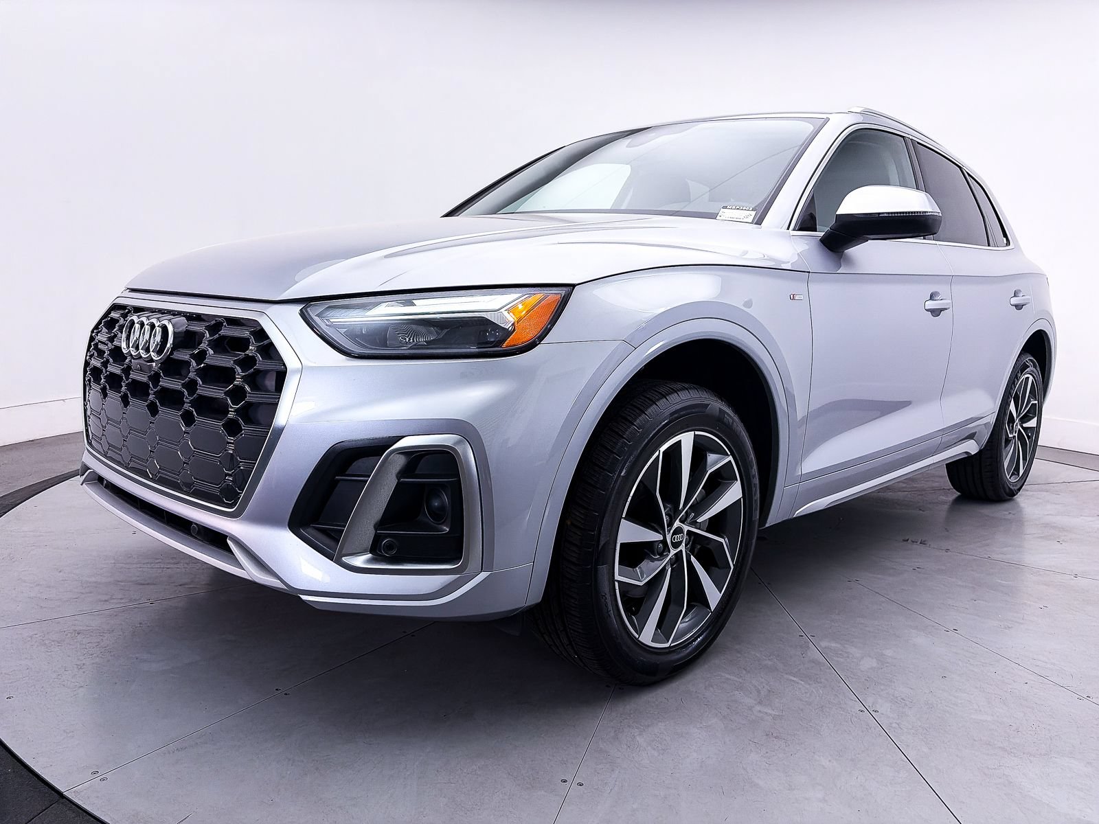 Used 2024 Audi Q5 2.0T Premium Plus AWD/4WD image 12