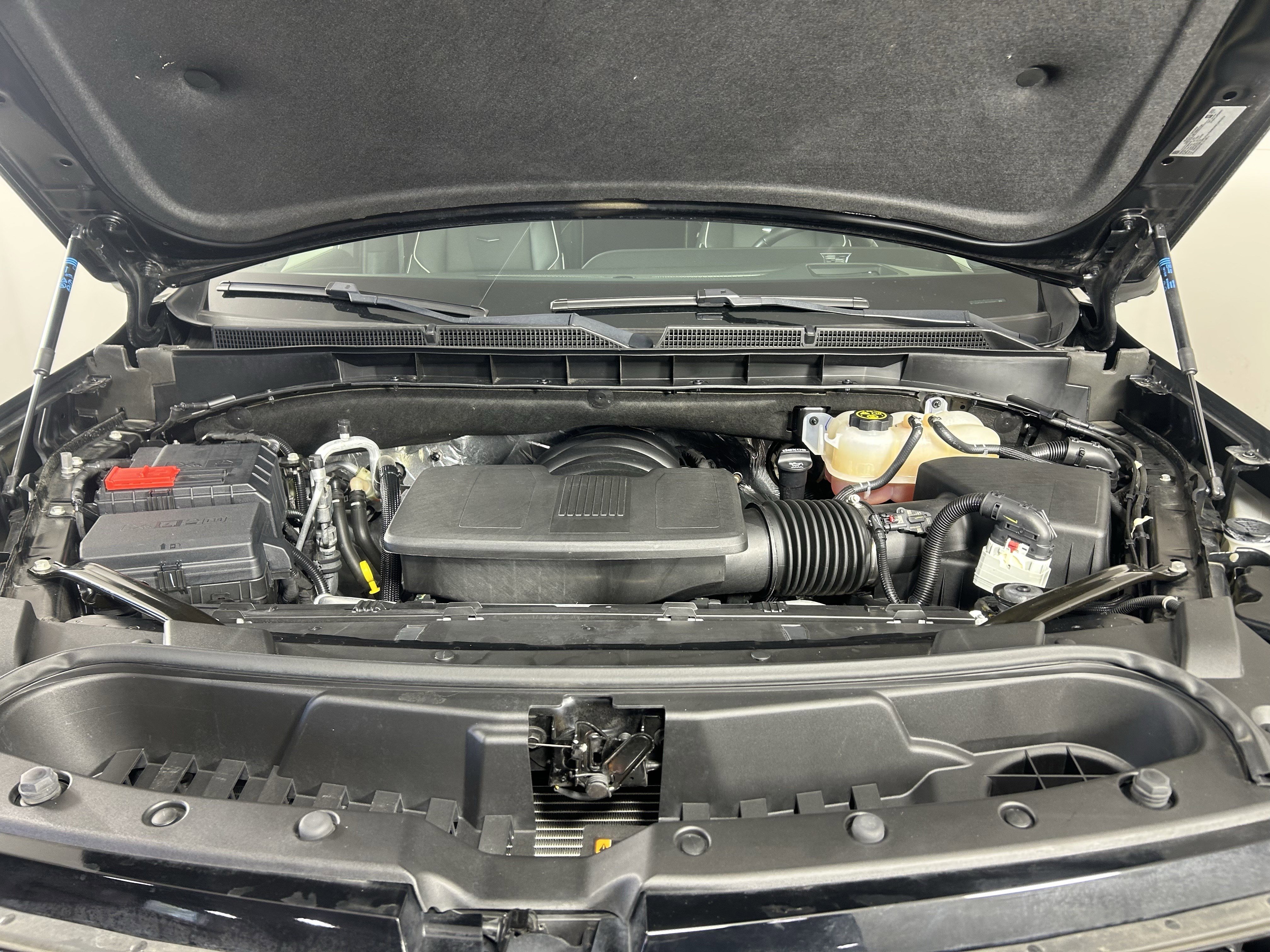 Used 2023 Cadillac Escalade ESV Sport w/ LPO, ONYX Package image 52