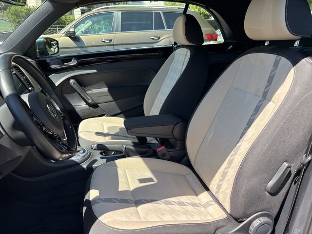 Used 2018 Volkswagen Beetle 2.0T Coast w/ Coast Lighting Package FWD image 7