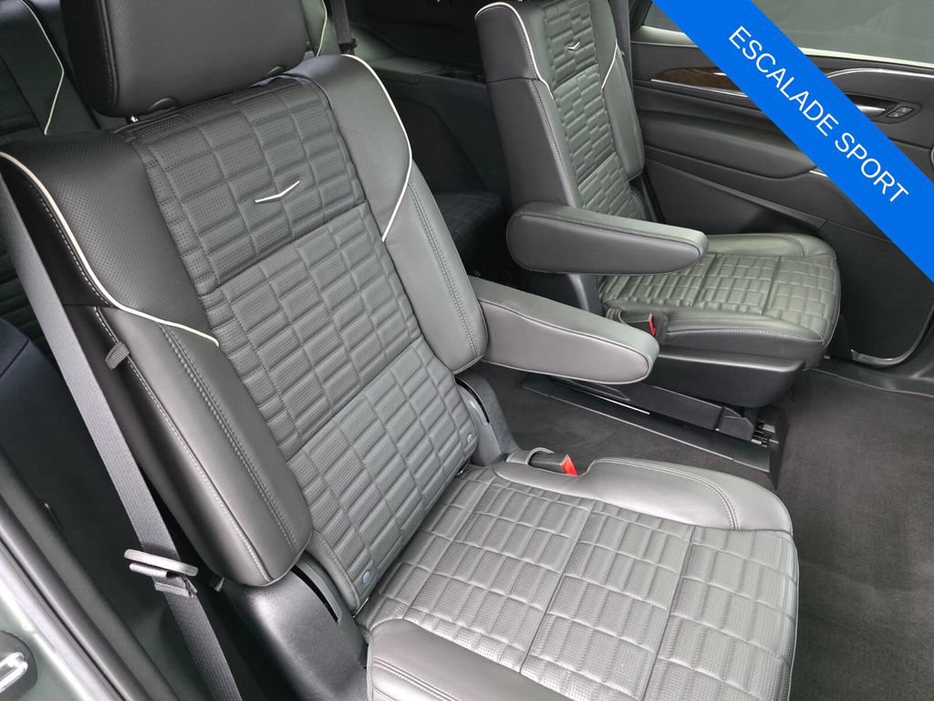 Used 2023 Cadillac Escalade Sport Platinum w/ LPO, ONYX Package AWD/4WD image 30