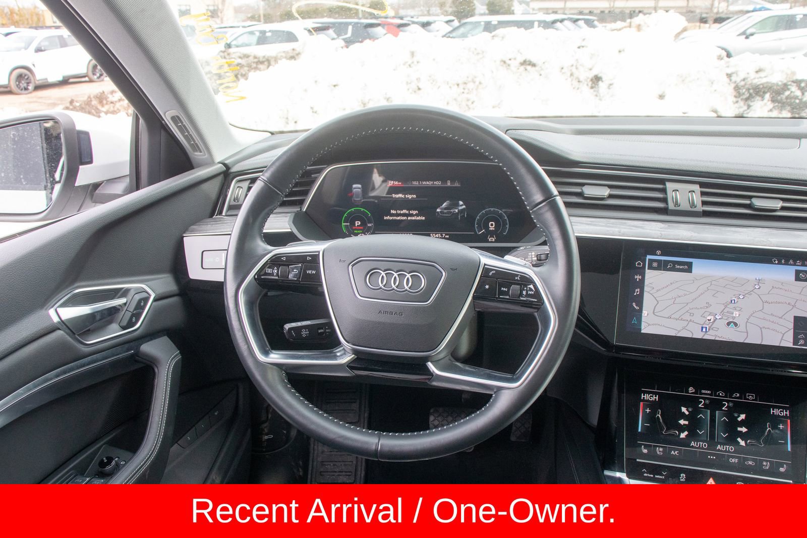 Used 2021 Audi e-tron Premium Plus w/ Premium Plus Package image 14