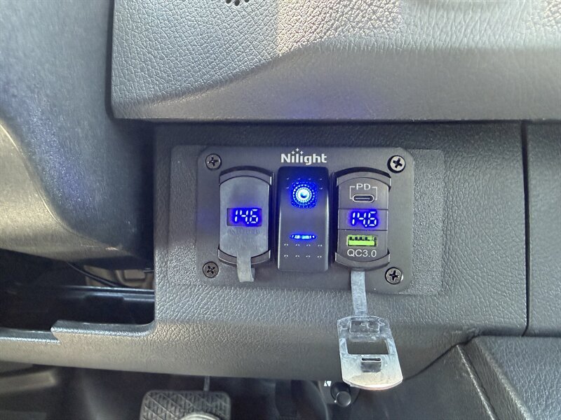Used 2023 Mercedes-Benz Sprinter 3500 image 12