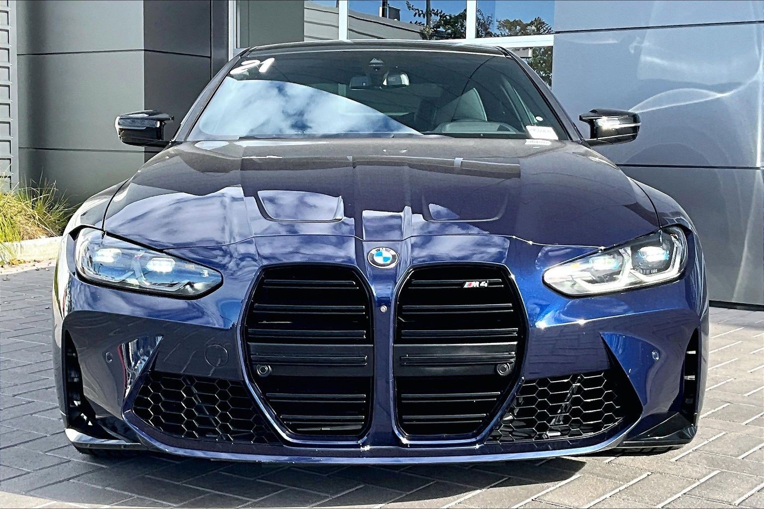 Used 2021 BMW M4 Coupe w/ Executive Package image 2