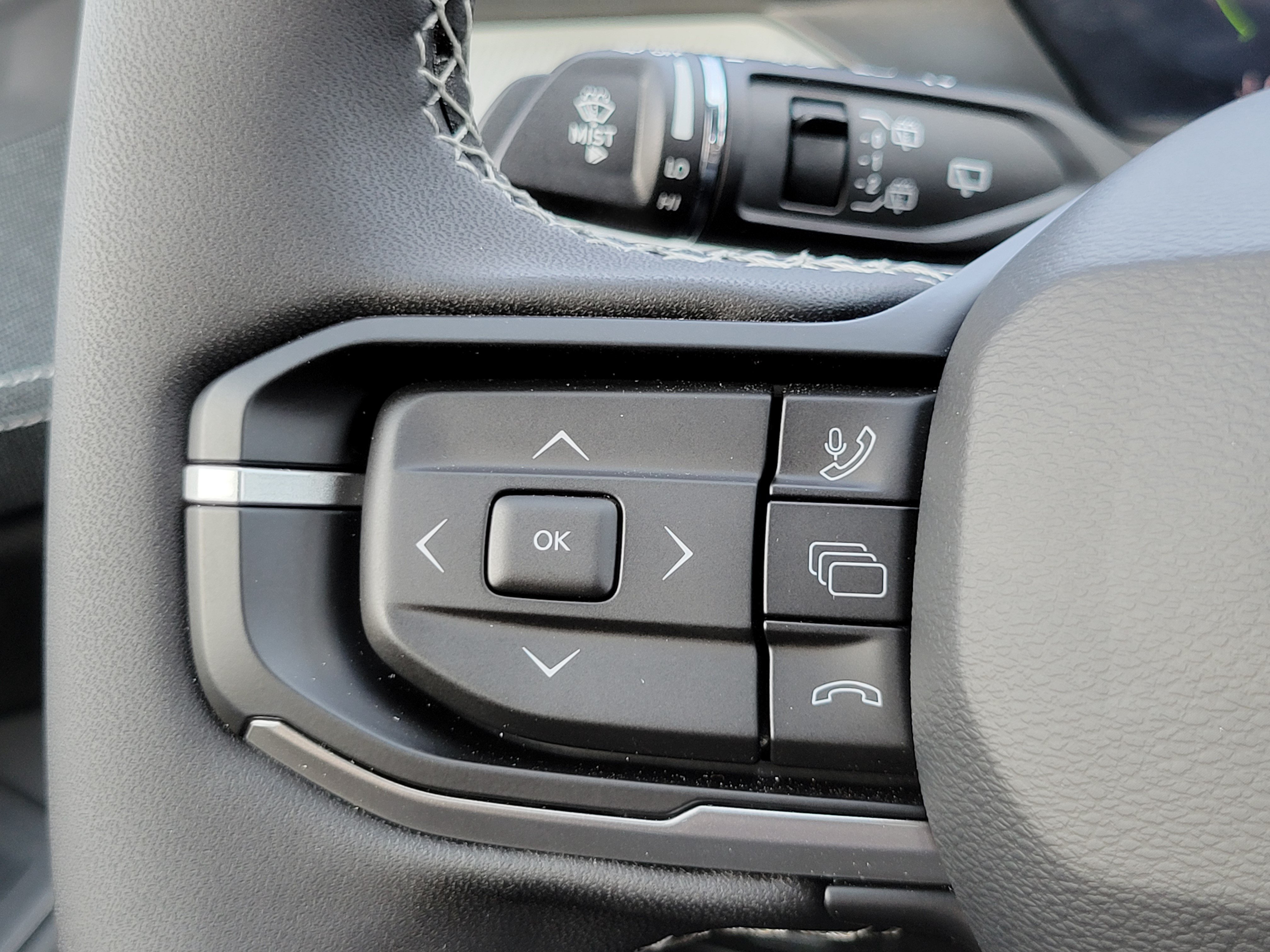 New 2026 Jeep Cherokee Laredo AWD/4WD image 11