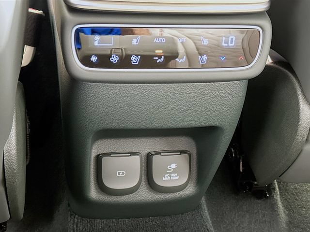 New 2025 Genesis GV80 3.5T e-SC AWD/4WD image 13