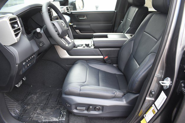 New 2026 Toyota Sequoia Platinum w/ TRD Off-Road Package AWD/4WD image 7
