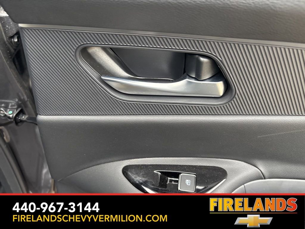 Used 2025 Nissan Murano SV image 38