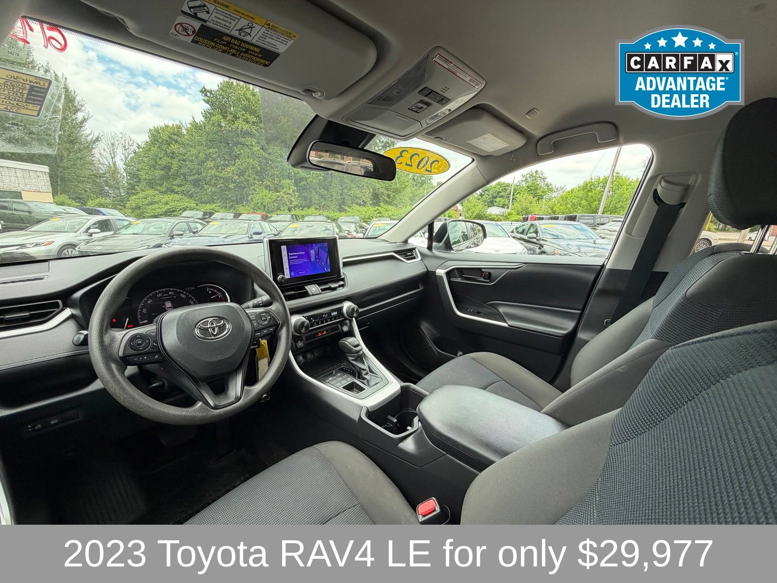 Used 2023 Toyota RAV4 LE AWD/4WD image 13