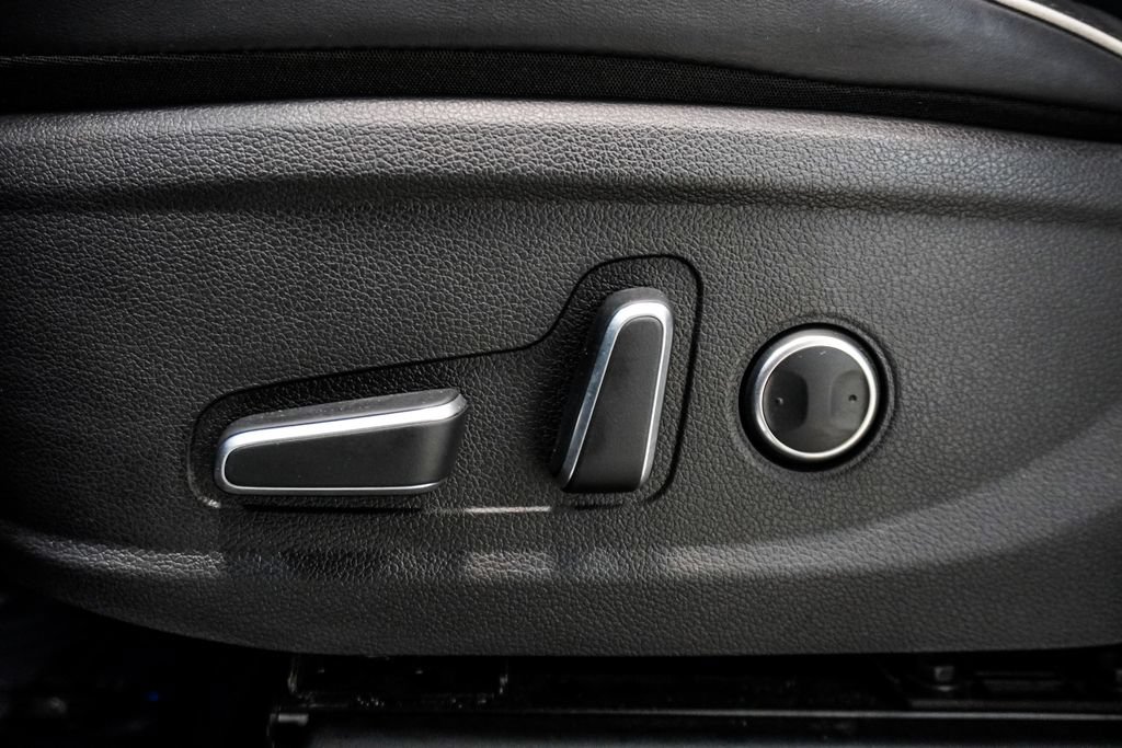 Used 2025 Hyundai Palisade XRT FWD image 6