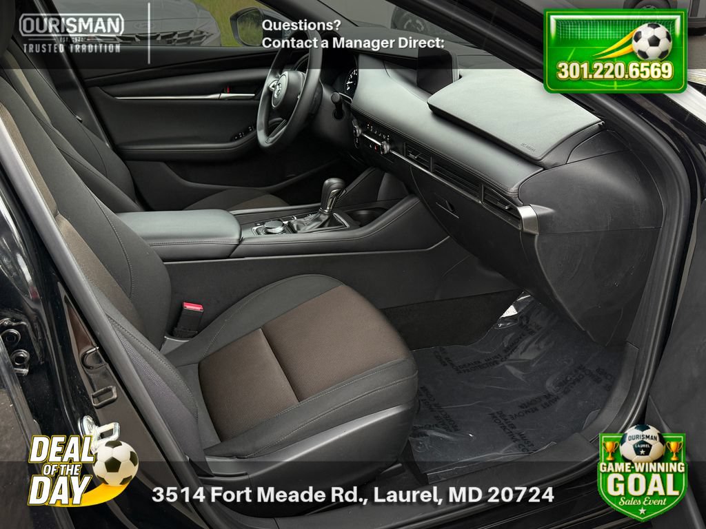 Used 2022 MAZDA MAZDA3 s FWD image 6