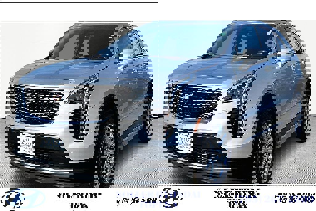 Used 2022 Cadillac XT4 Premium Luxury w/ Enhanced Visibility Package image 1