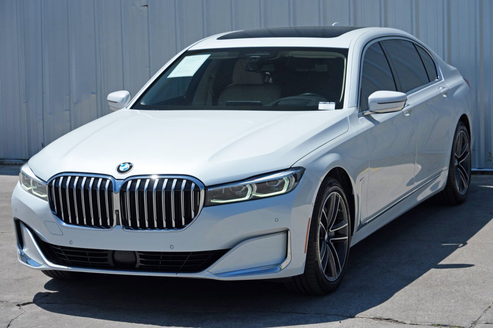 Used 2020 BMW 750i xDrive w/ Executive Package AWD/4WD image 48