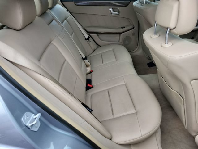Used 2010 Mercedes-Benz E 350 Sedan w/ Premium 1 Pkg image 19