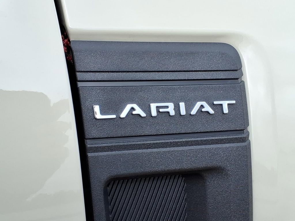 Certified 2024 Ford Maverick Lariat FWD image 10