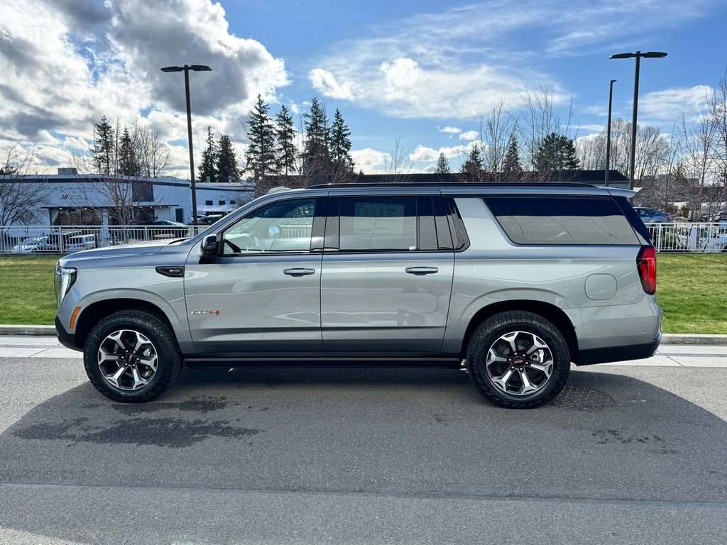 New 2026 GMC Yukon XL AT4 Ultimate AWD/4WD image 35