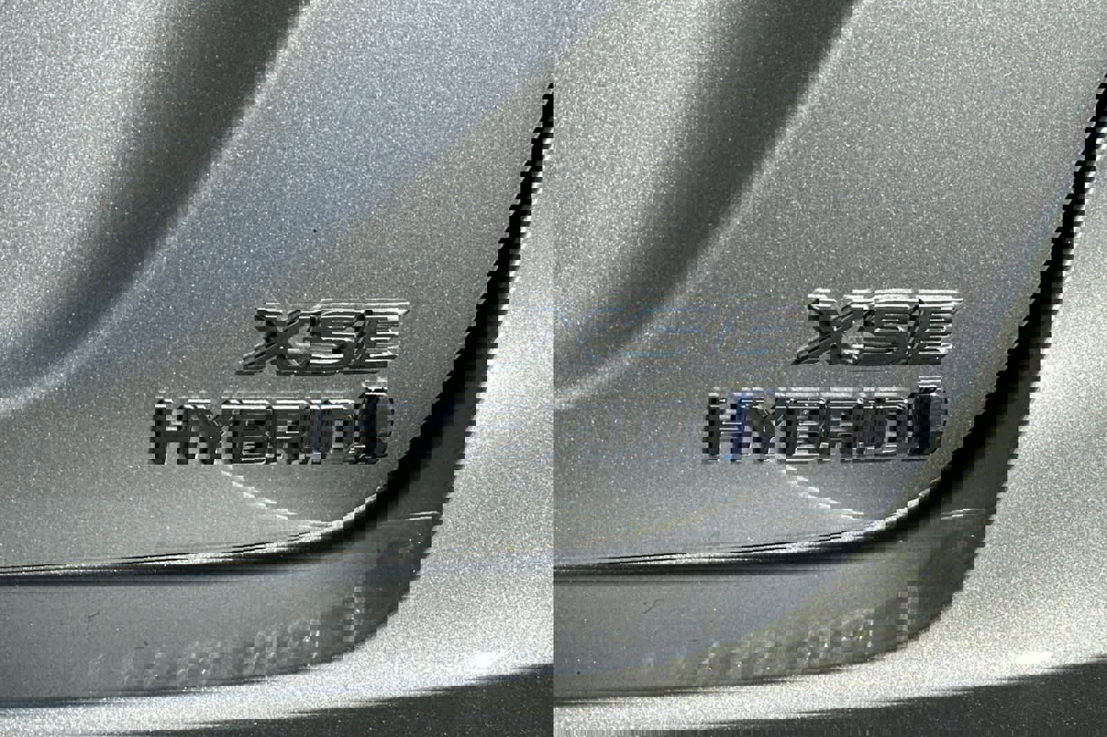 Used 2022 Toyota Camry XSE image 31