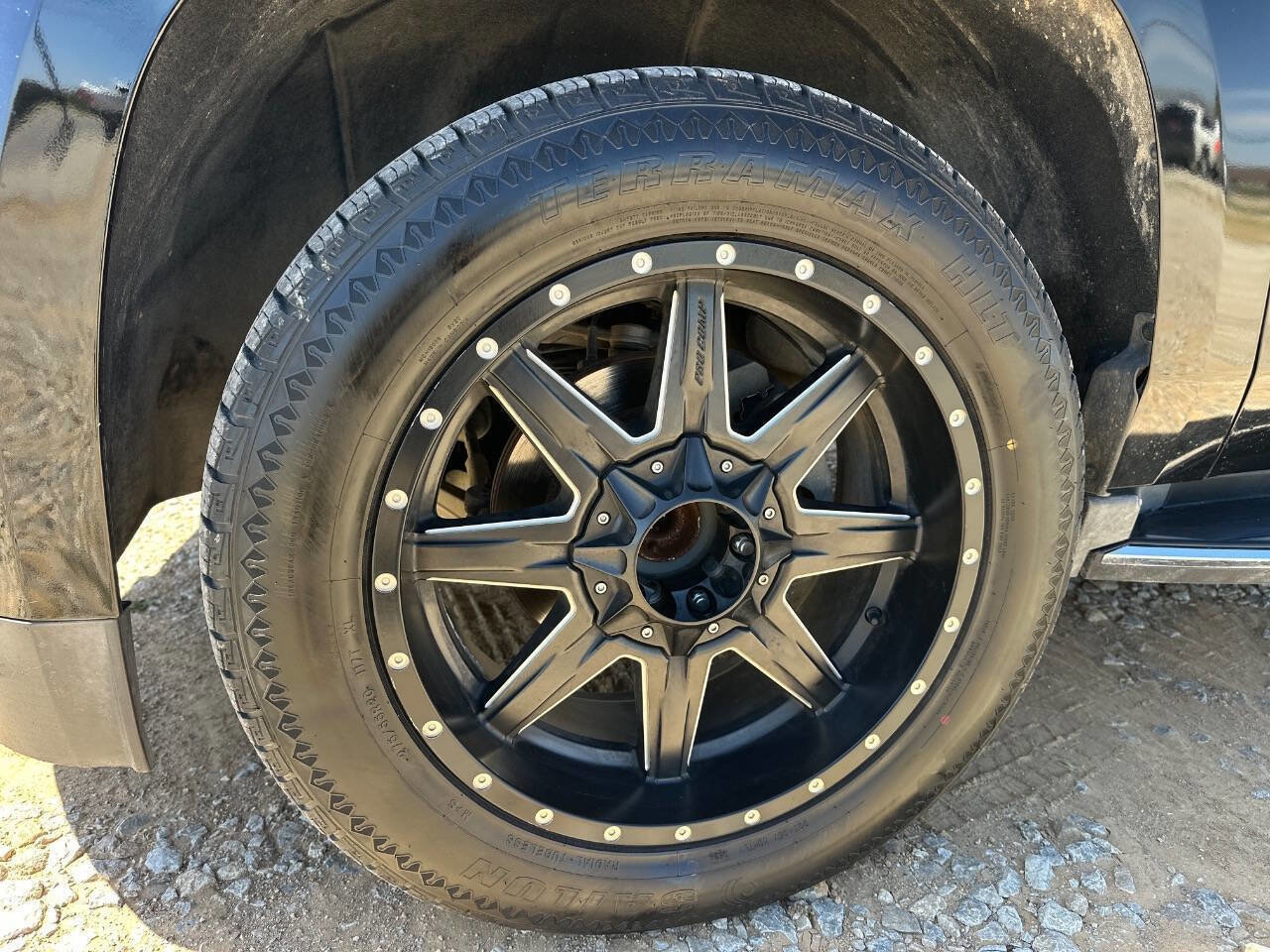 Used 2015 GMC Yukon XL SLT w/ Open Road Package image 11