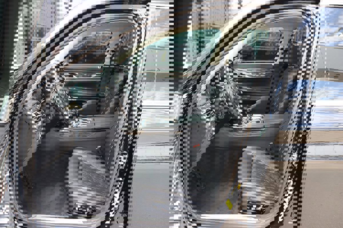 Used 2018 BMW 750i 750i image 31