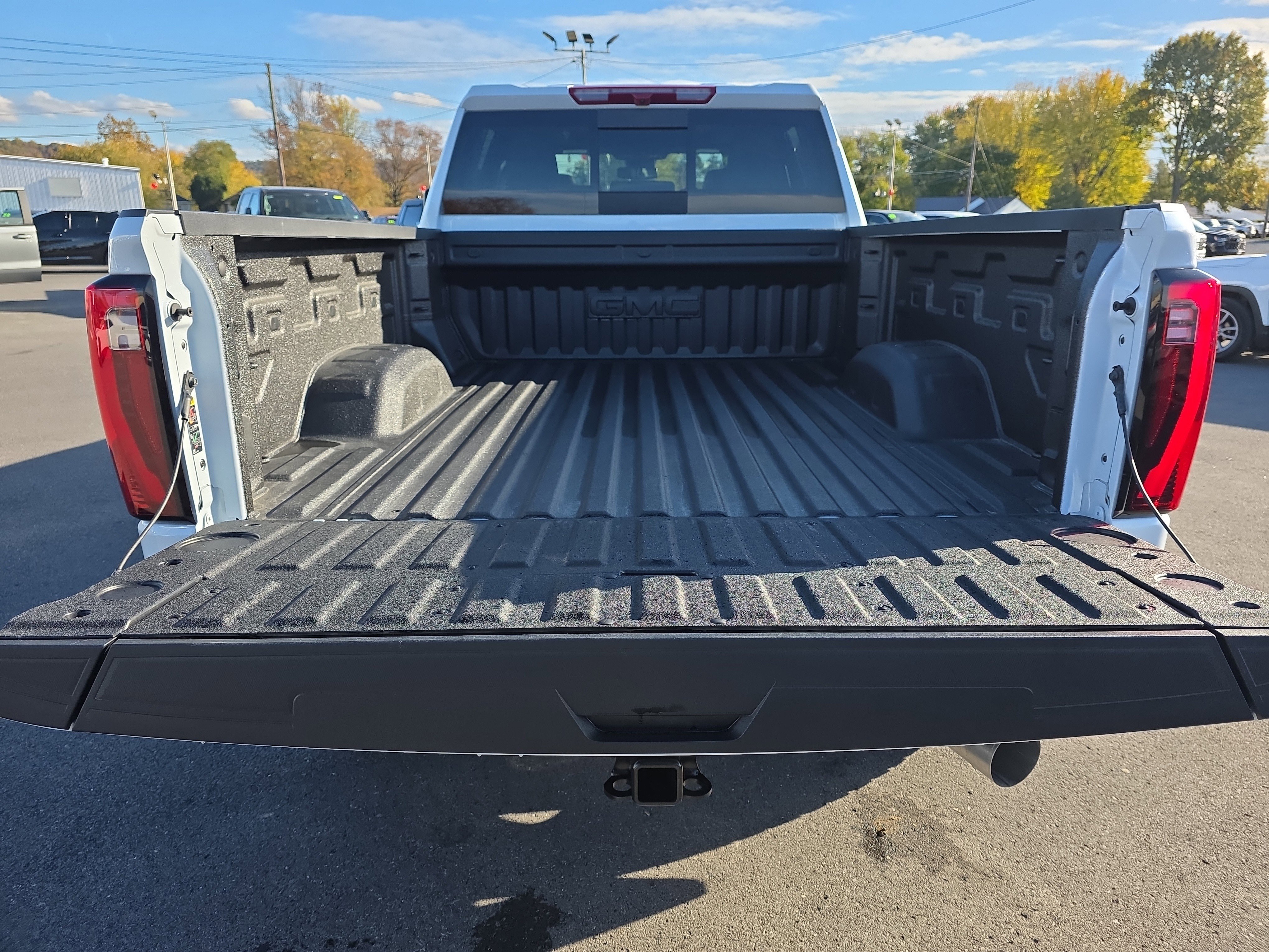 New 2026 GMC Sierra 2500 SLT w/ SLT Convenience Package image 5