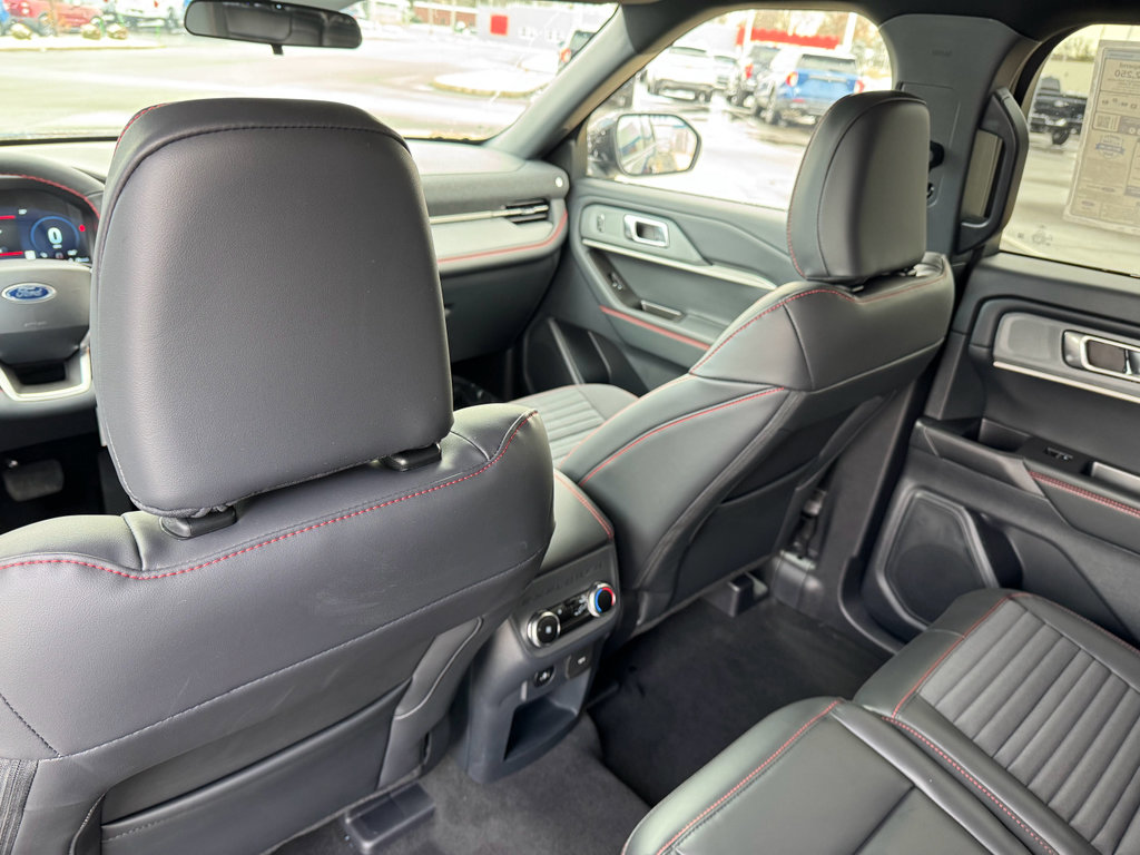 New 2026 Ford Explorer ST-Line w/ ST-Line Street Pack image 26