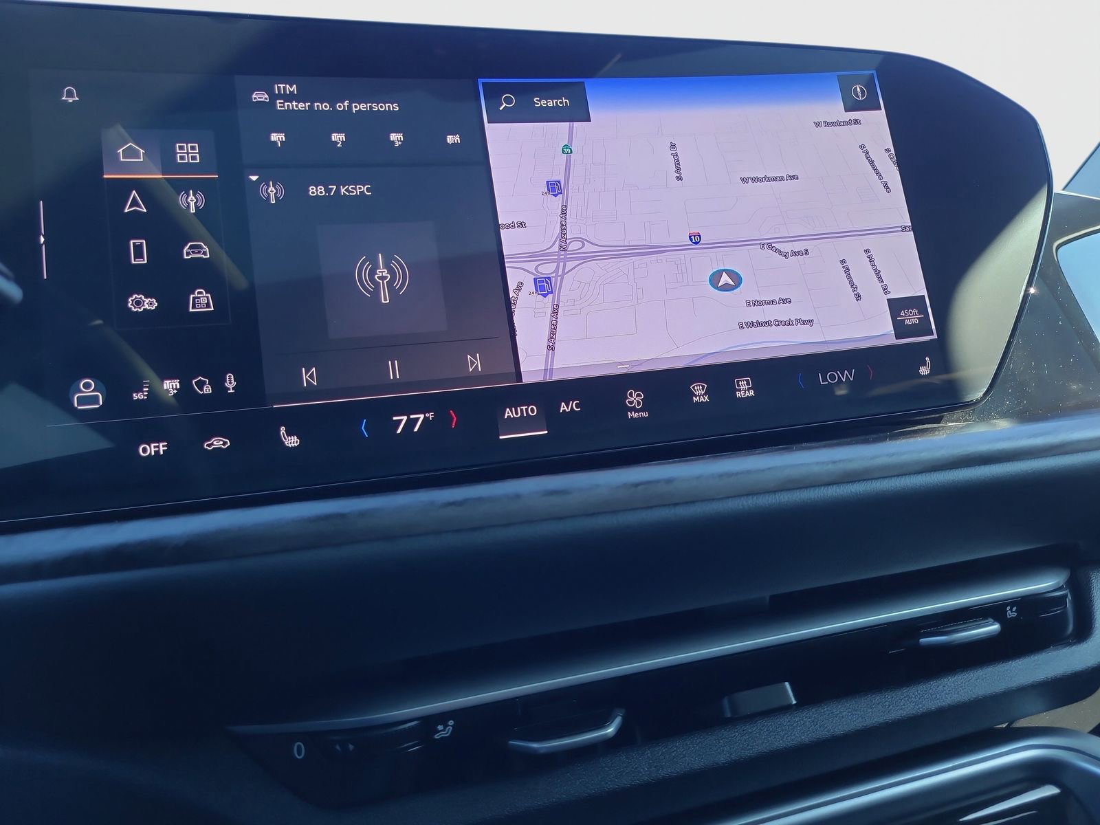 Used 2025 Audi Q5 Premium Plus w/ Premium Plus image 27