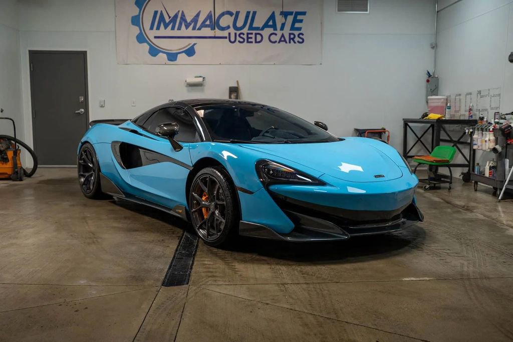 Used 2020 McLaren 600LT Spider image 1