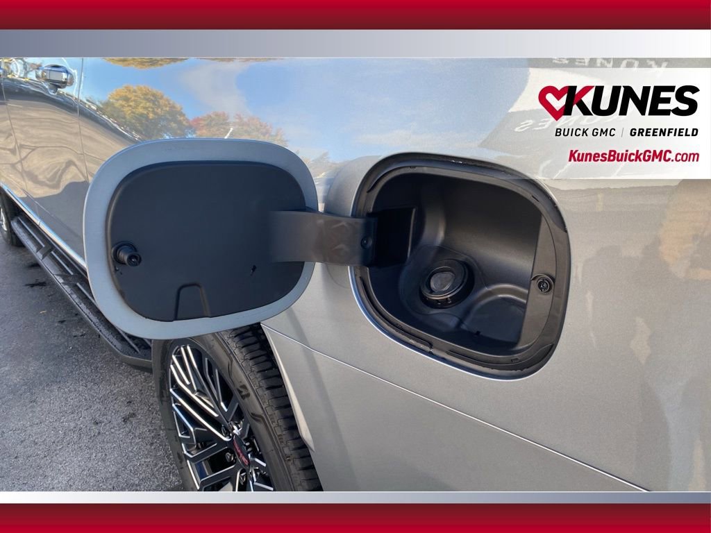 New 2026 GMC Yukon XL Elevation w/ Elevation Premium Package image 15