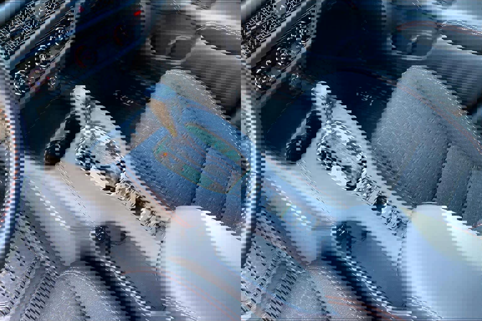 Used 2025 Honda HR-V Sport image 16