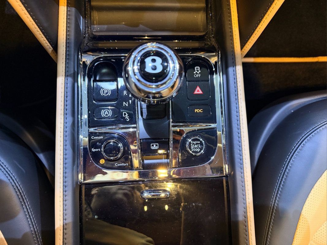 Used 2016 Bentley Mulsanne Speed RWD image 21