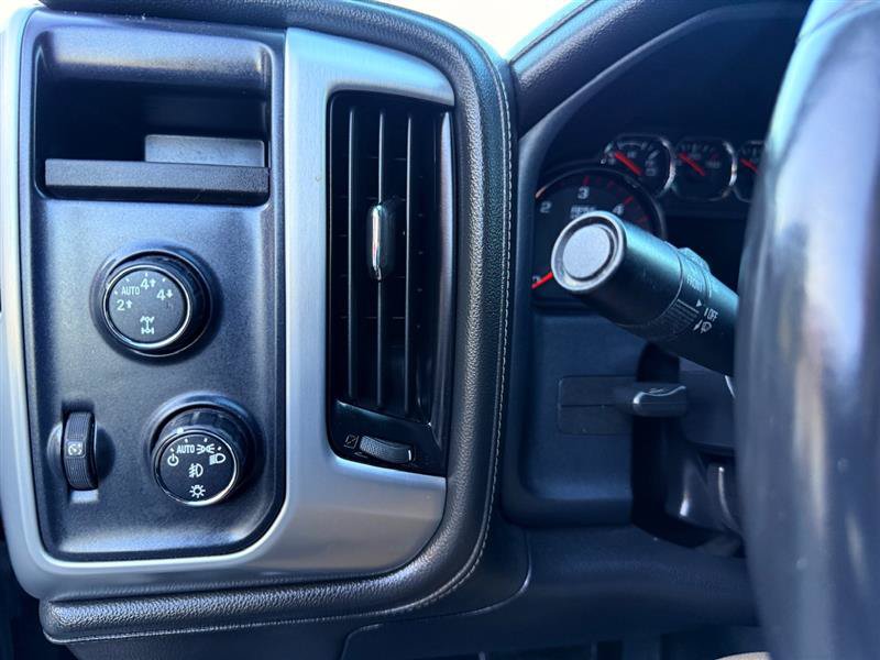 Used 2016 GMC Sierra 1500 SLT w/ Suspension Package, Off-Road AWD/4WD image 29