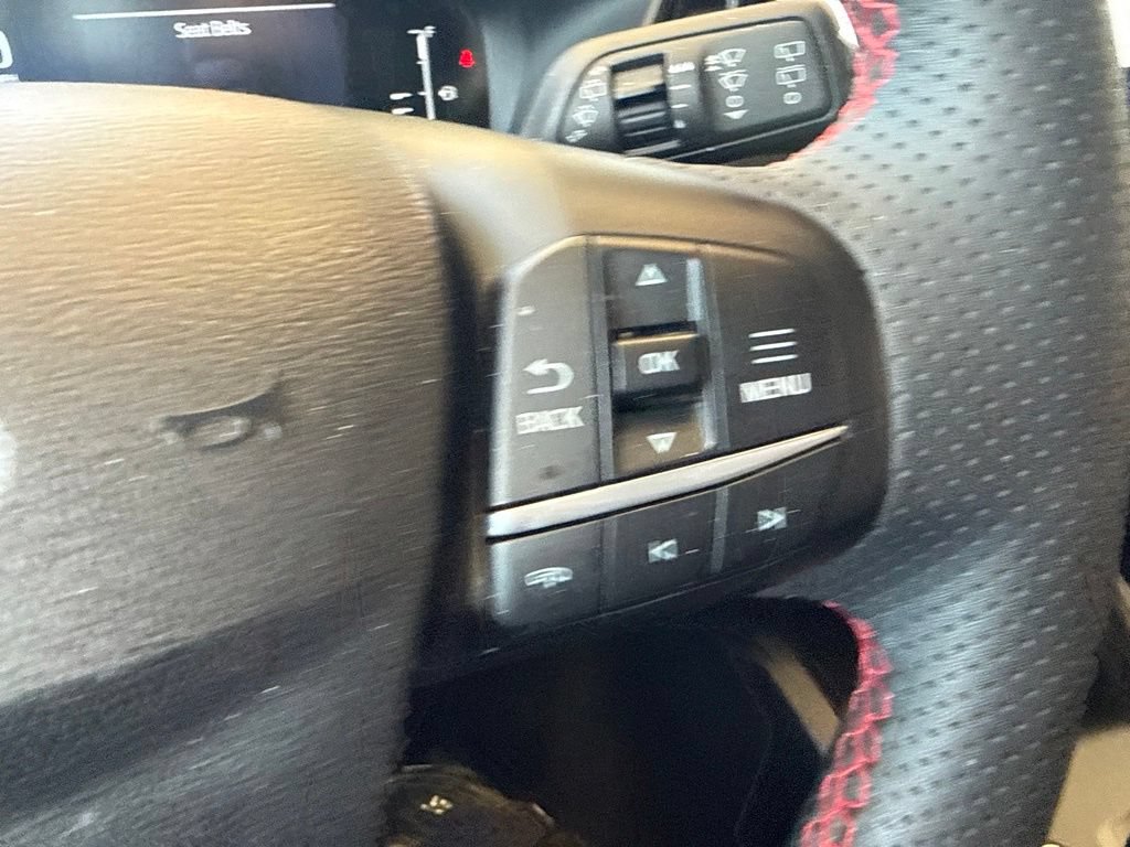 Certified 2023 Ford Escape ST-Line w/ Tech Pack #1 AWD/4WD image 18