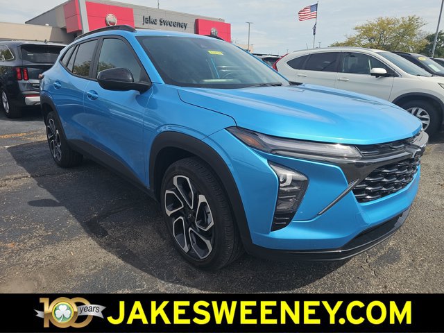 Used 2025 Chevrolet Trax RS w/ Sunroof Package