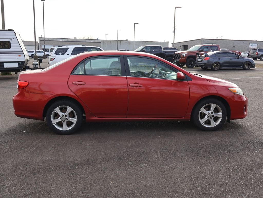 Used 2013 Toyota Corolla LE w/ Premium Pkg image 7