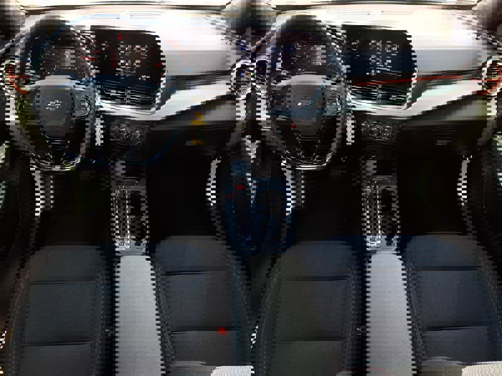 Used 2024 Chevrolet Trax RS image 29