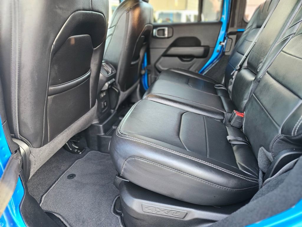 Used 2021 Jeep Wrangler Sahara w/ Safety Group image 13