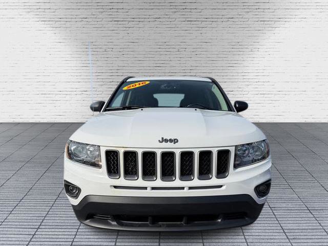 Used 2016 Jeep Compass Sport image 7
