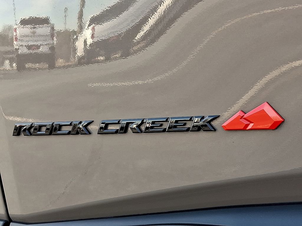 Used 2025 Nissan Rogue SV image 33