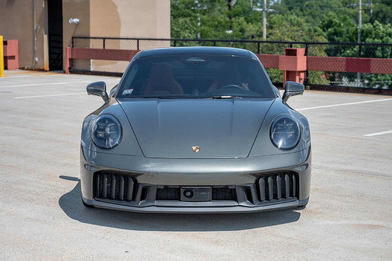 Used 2026 Porsche 911 Carrera GTS RWD image 3