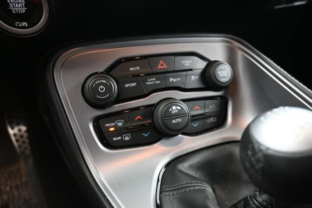 Used 2023 Dodge Challenger R/T w/ Plus Package RWD image 28
