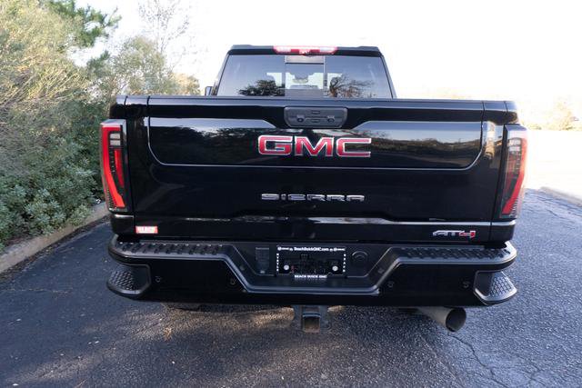 Used 2024 GMC Sierra 2500 AT4 w/ AT4 Premium Plus Package image 4