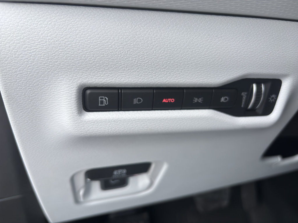 New 2026 Jeep Cherokee Limited AWD/4WD image 13